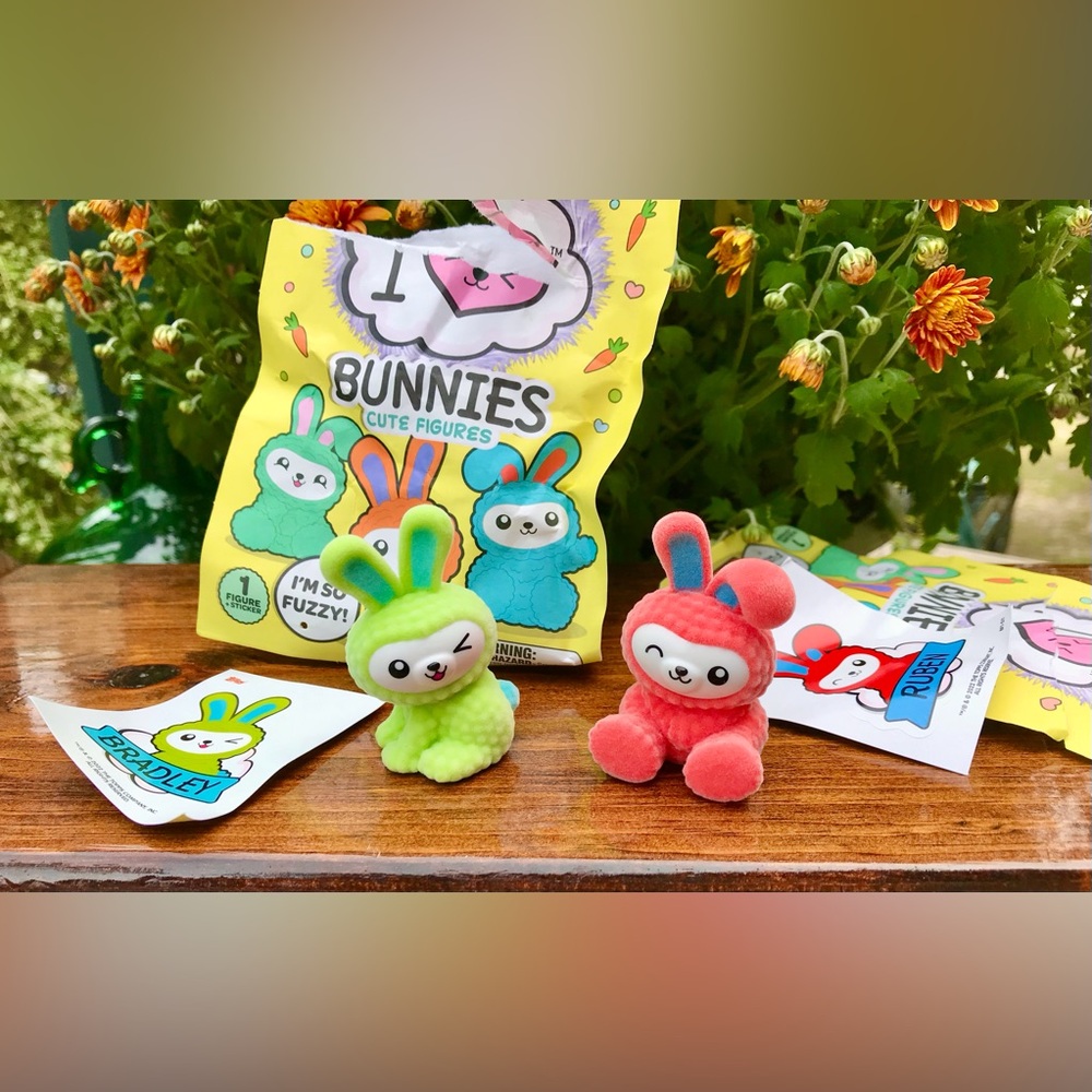 2 I Love Heart Bunnies Blind Bag Flocked Bunny Rabbit Collectible Figures Toys